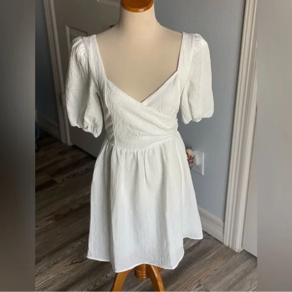 Lulu's Little Bit In Love White Surplice Puff Sleeve Mini Dress - Picture 3 of 4